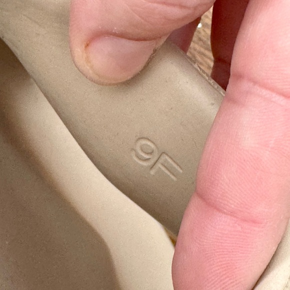 New Adidas Adilette Lumia Slides Clay Brown Men's Size 9 Women's Size 10.5 - Picture 6 of 6